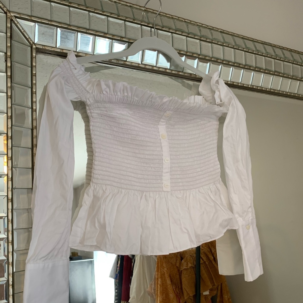 PETERSYN COLD SHOULDER WHITE TOP